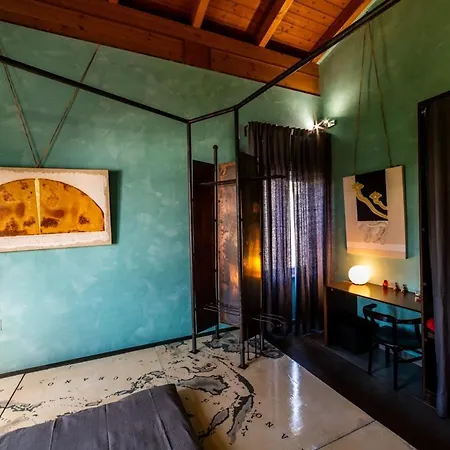 Speciale Tarshito's - Atrium And Terrace Lägenhet